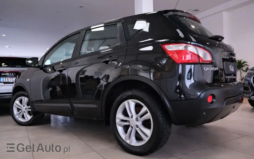 NISSAN Qashqai 2.0 dCi 4 x 4 DPF tekna