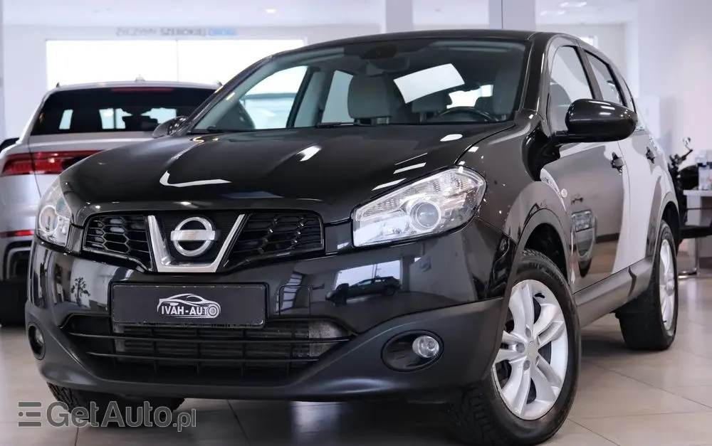 NISSAN Qashqai 2.0 dCi 4 x 4 DPF tekna