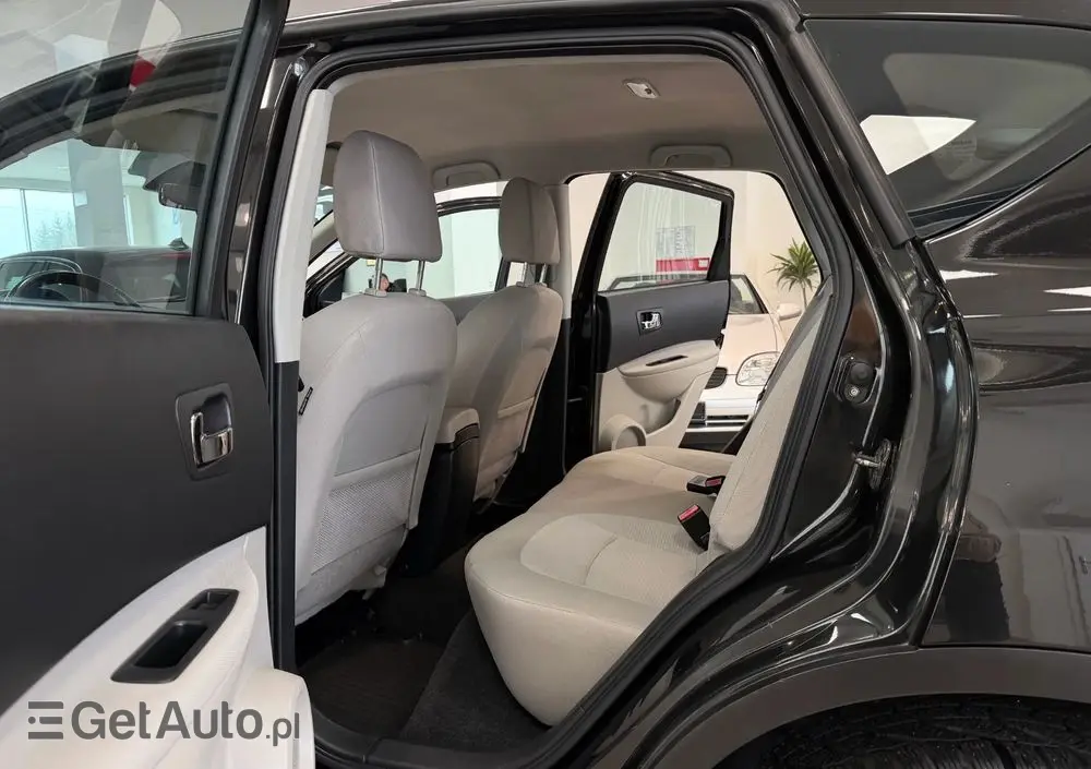 NISSAN Qashqai 2.0 dCi 4 x 4 DPF tekna