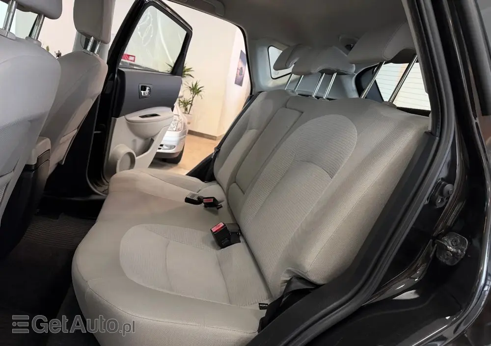 NISSAN Qashqai 2.0 dCi 4 x 4 DPF tekna