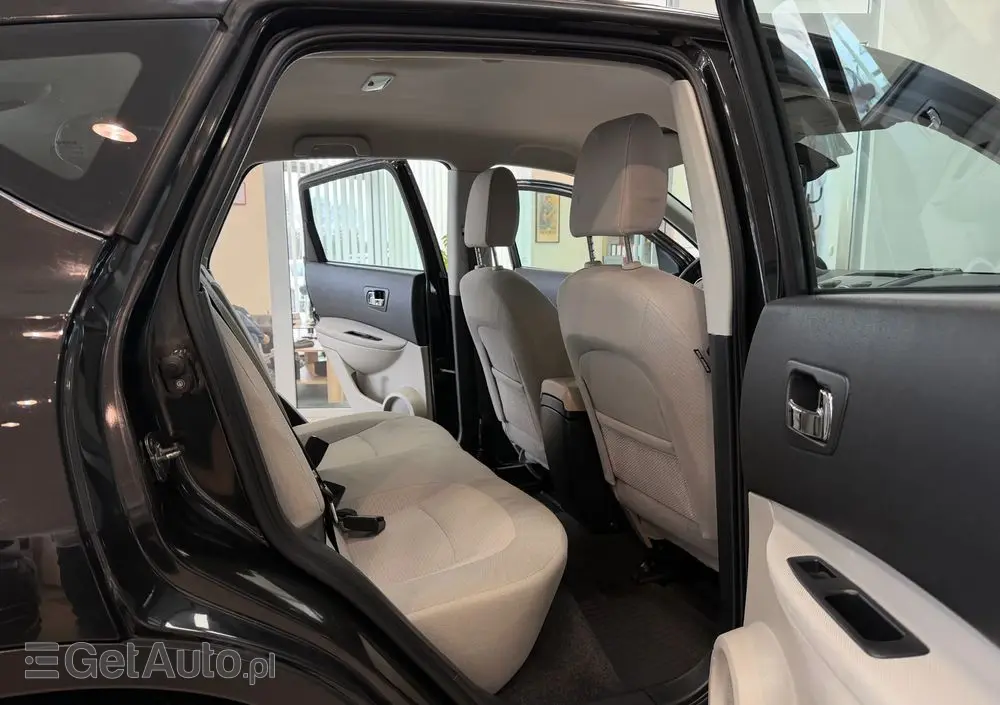 NISSAN Qashqai 2.0 dCi 4 x 4 DPF tekna