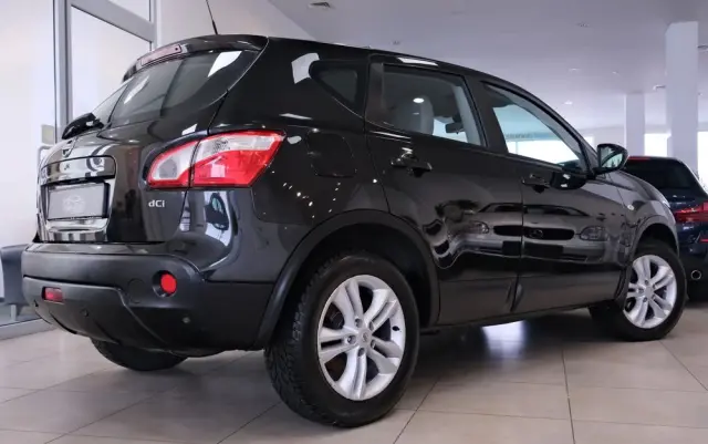 NISSAN Qashqai 2.0 dCi 4 x 4 DPF tekna