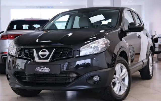 NISSAN Qashqai 2.0 dCi 4 x 4 DPF tekna