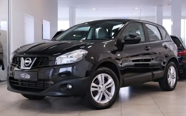 NISSAN Qashqai 2.0 dCi 4 x 4 DPF tekna