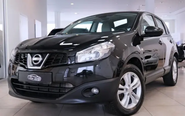 NISSAN Qashqai 2.0 dCi 4 x 4 DPF tekna