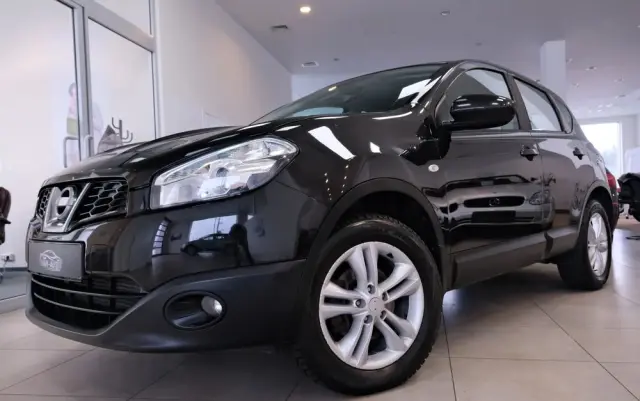 NISSAN Qashqai 2.0 dCi 4 x 4 DPF tekna