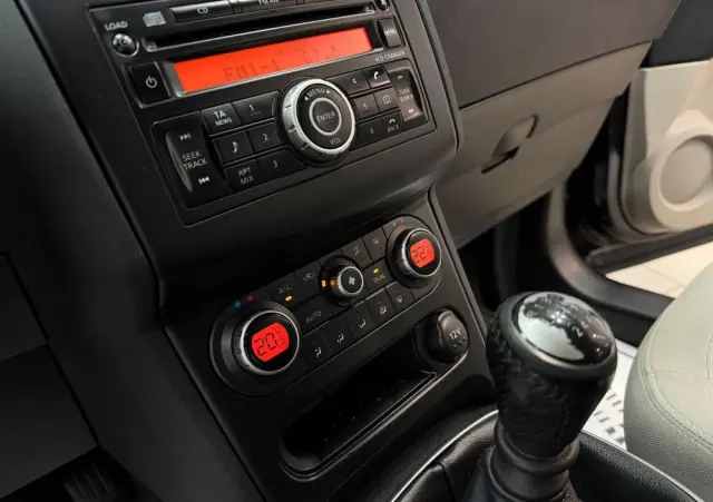 NISSAN Qashqai 2.0 dCi 4 x 4 DPF tekna