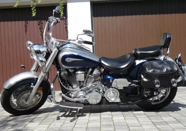 YAMAHA Road Star 