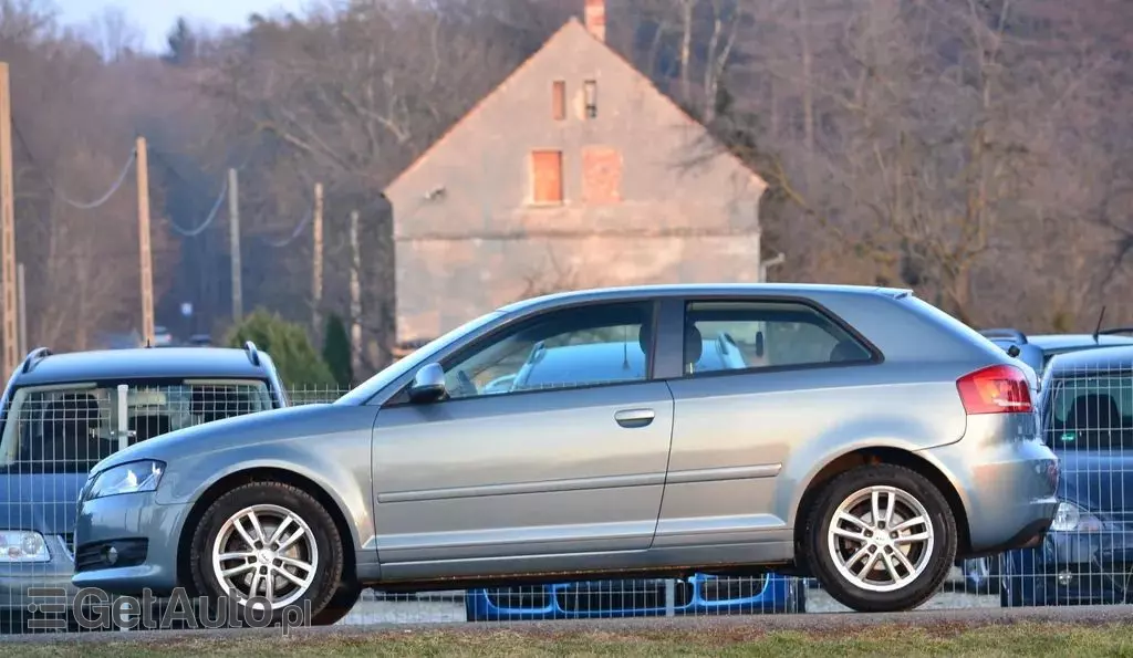 AUDI A3 