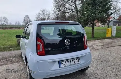 VOLKSWAGEN Up! 