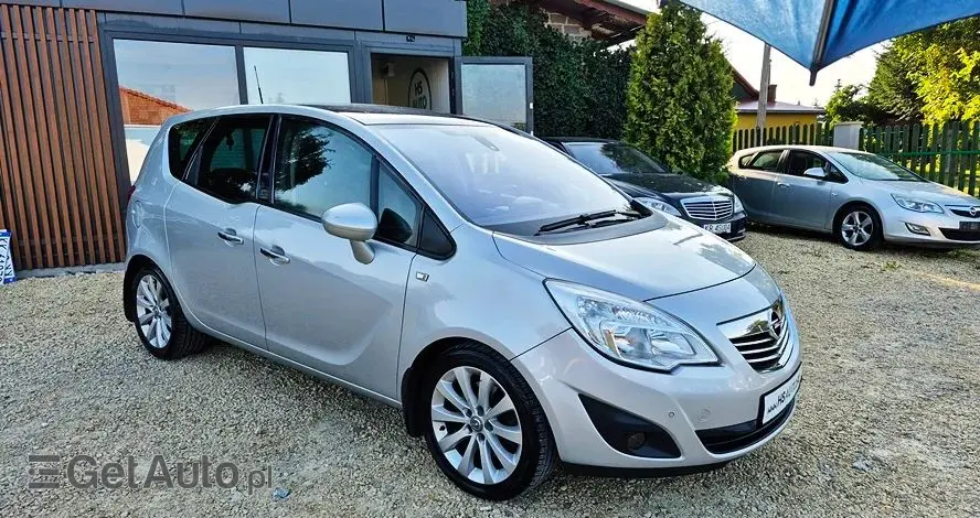 OPEL Meriva 1.4 T Cosmo