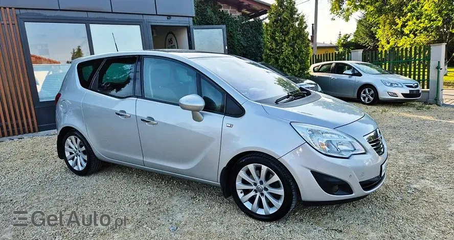 OPEL Meriva 1.4 T Cosmo