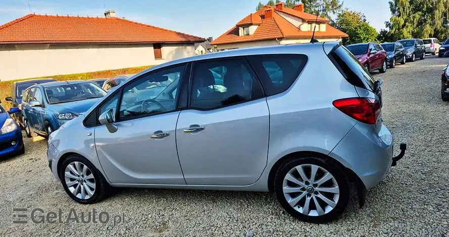 OPEL Meriva 1.4 T Cosmo
