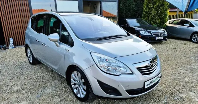 OPEL Meriva 1.4 T Cosmo
