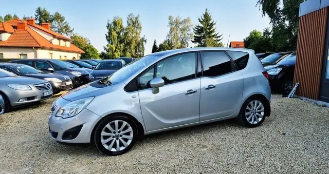 OPEL Meriva 1.4 T Cosmo