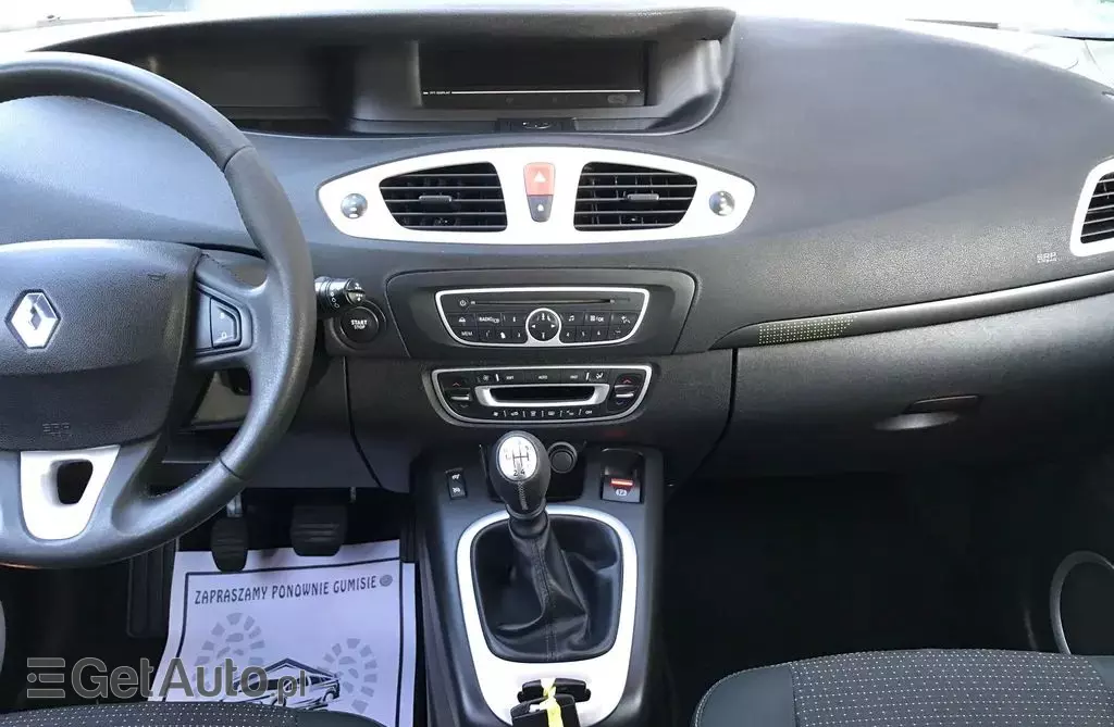 RENAULT Scenic 