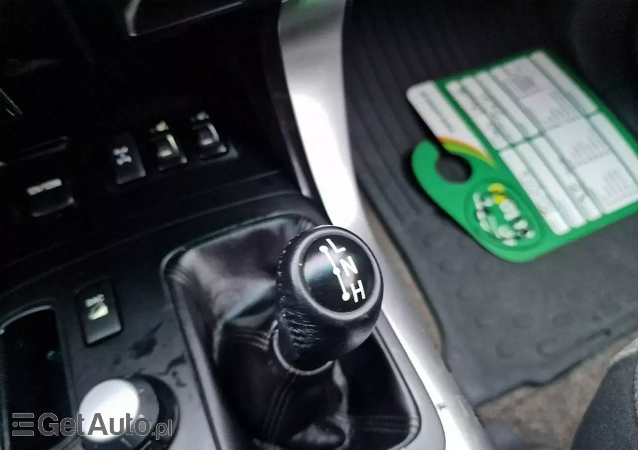 TOYOTA Land Cruiser 3.0 D Sol Navi Platinium