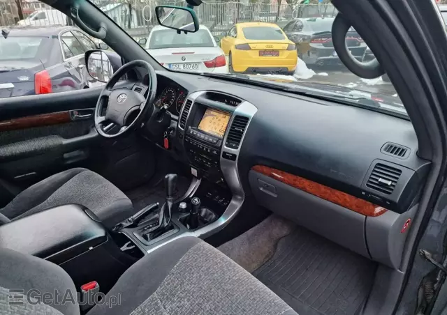 TOYOTA Land Cruiser 3.0 D Sol Navi Platinium