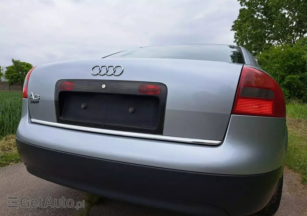 AUDI A6 1.8 T quattro