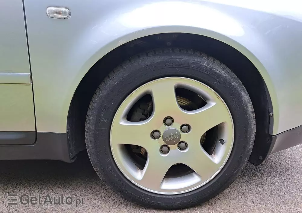 AUDI A6 1.8 T quattro