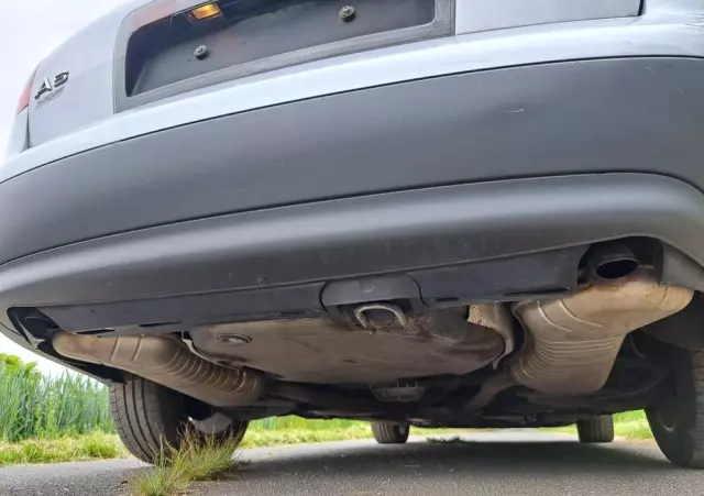 AUDI A6 1.8 T quattro