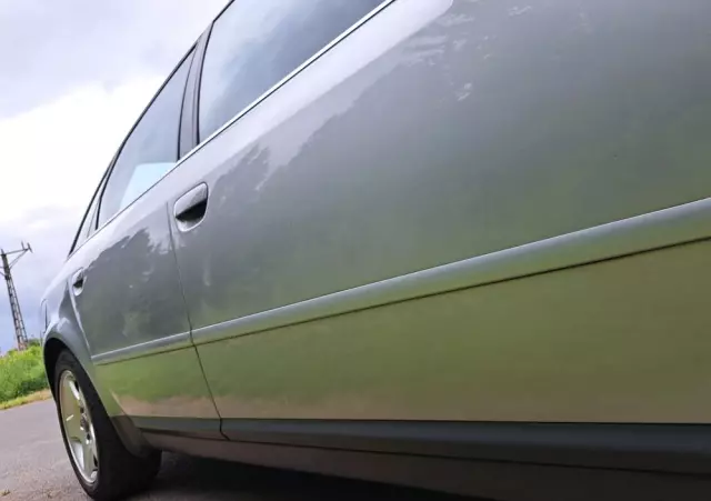 AUDI A6 1.8 T quattro