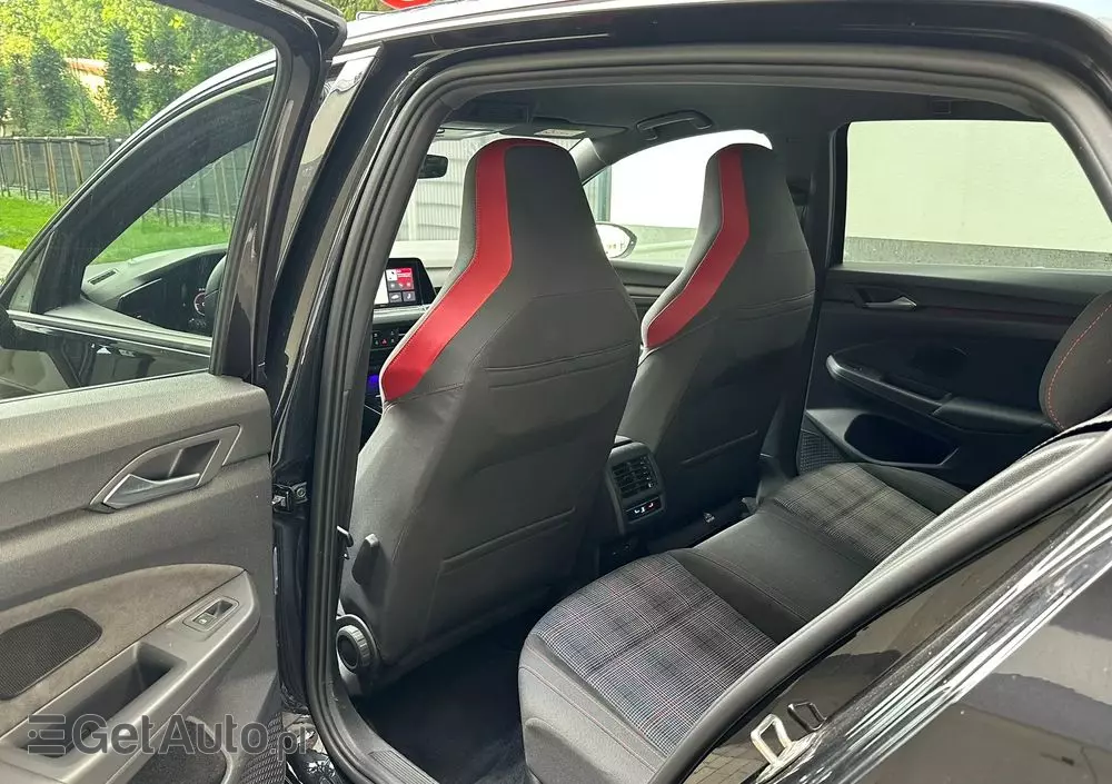VOLKSWAGEN Golf VIII 2.0 TSI GTI DSG