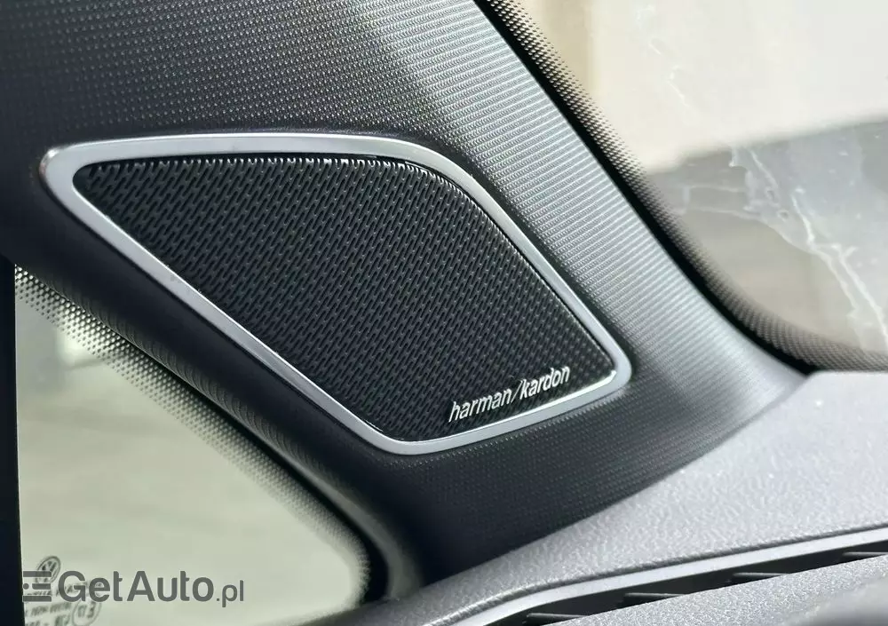 VOLKSWAGEN Golf VIII 2.0 TSI GTI DSG