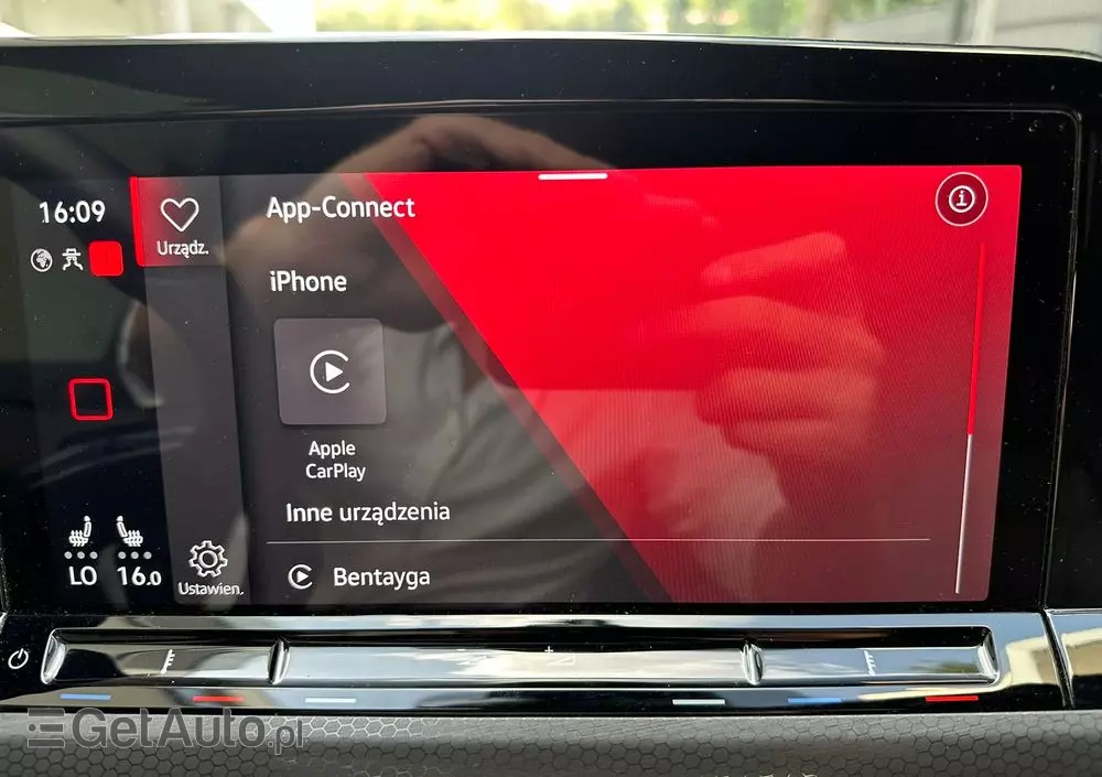 VOLKSWAGEN Golf VIII 2.0 TSI GTI DSG