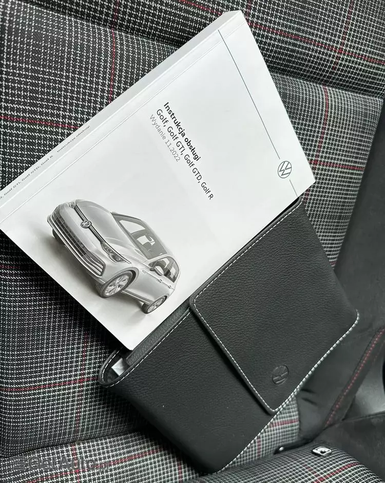 VOLKSWAGEN Golf VIII 2.0 TSI GTI DSG