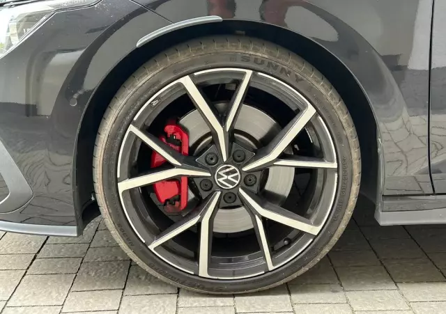 VOLKSWAGEN Golf VIII 2.0 TSI GTI DSG