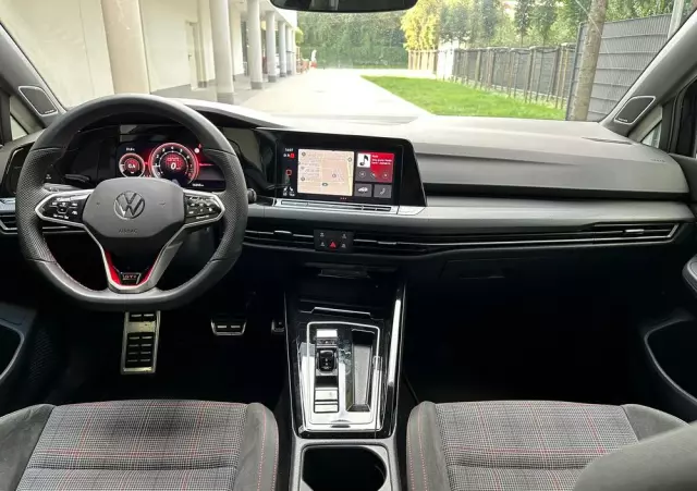 VOLKSWAGEN Golf VIII 2.0 TSI GTI DSG