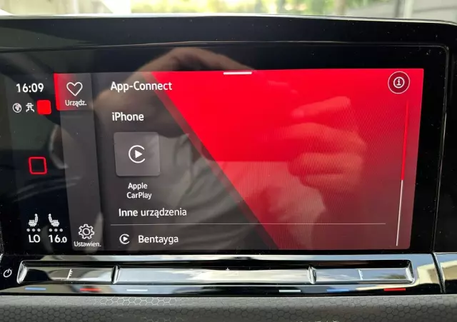 VOLKSWAGEN Golf VIII 2.0 TSI GTI DSG