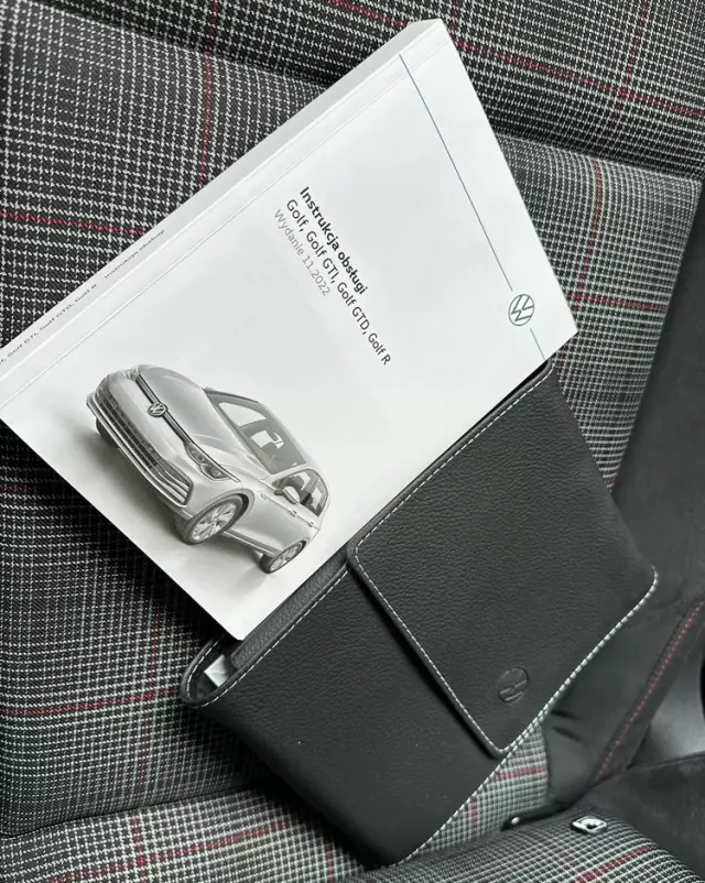 VOLKSWAGEN Golf VIII 2.0 TSI GTI DSG