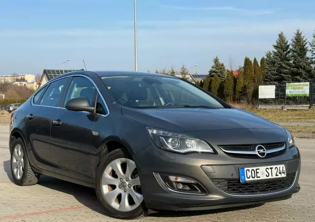 OPEL Astra 1.4 Turbo Innovation
