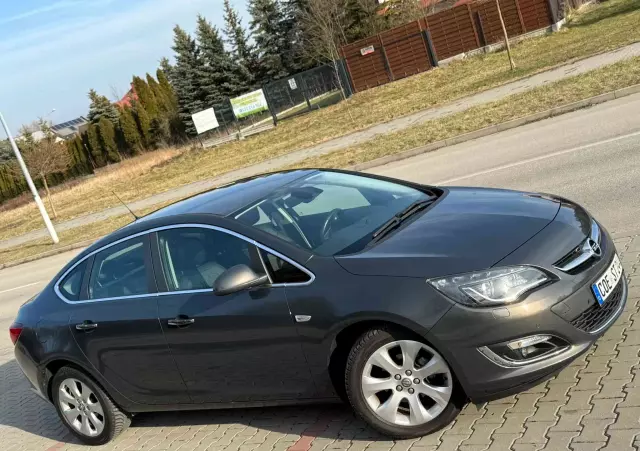 OPEL Astra 1.4 Turbo Innovation