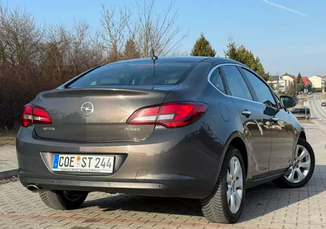 OPEL Astra 1.4 Turbo Innovation