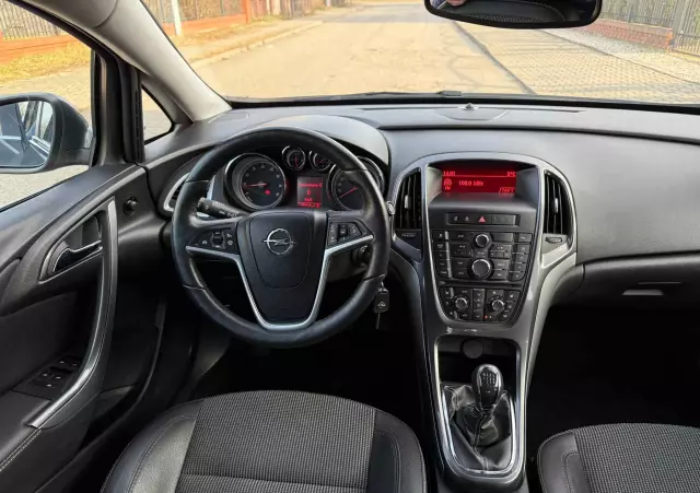 OPEL Astra 1.4 Turbo Innovation