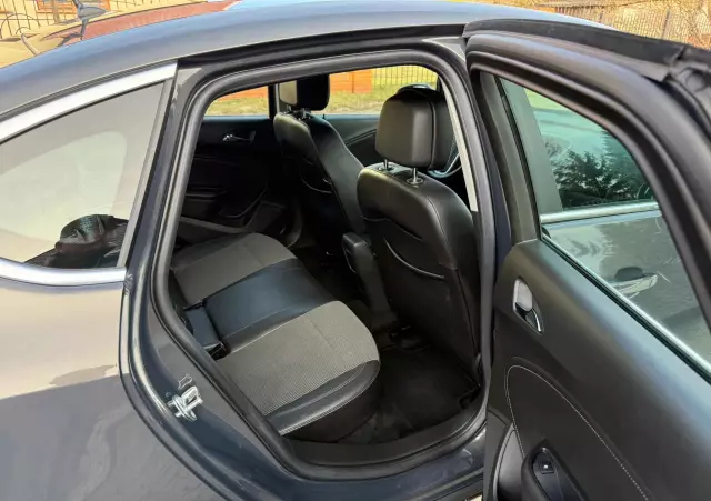 OPEL Astra 1.4 Turbo Innovation