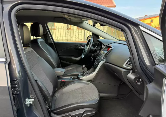 OPEL Astra 1.4 Turbo Innovation