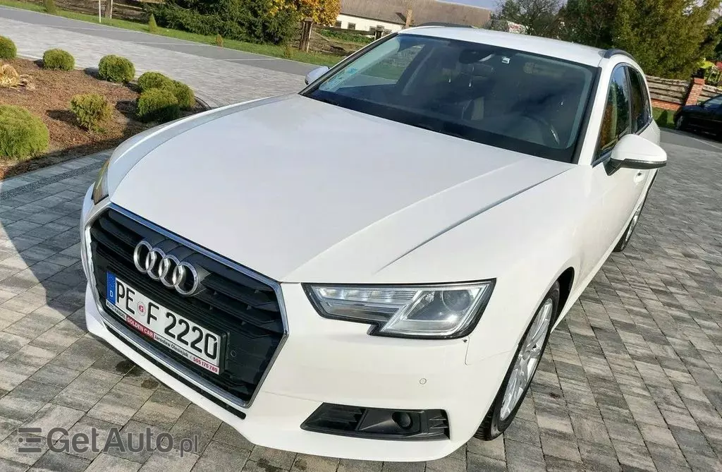 AUDI A4 