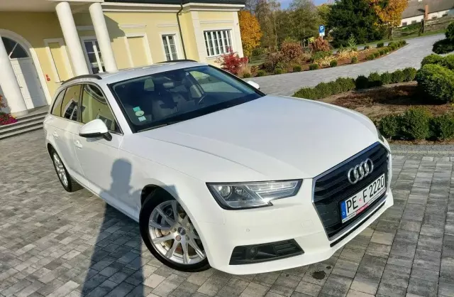 AUDI A4 