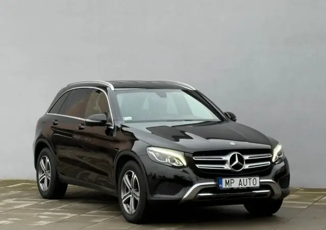 MERCEDES-BENZ GLC 