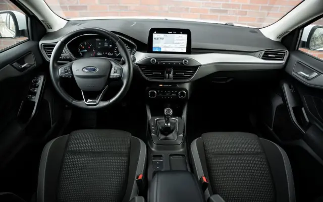 FORD Focus 1.5 EcoBlue STart-Stopp-System TITANIUM
