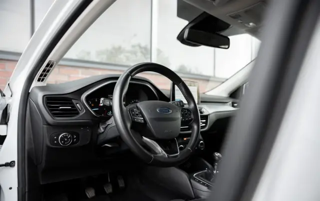 FORD Focus 1.5 EcoBlue STart-Stopp-System TITANIUM