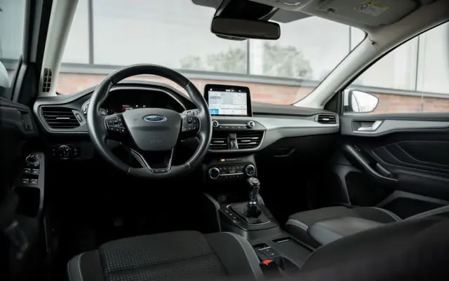 FORD Focus 1.5 EcoBlue STart-Stopp-System TITANIUM
