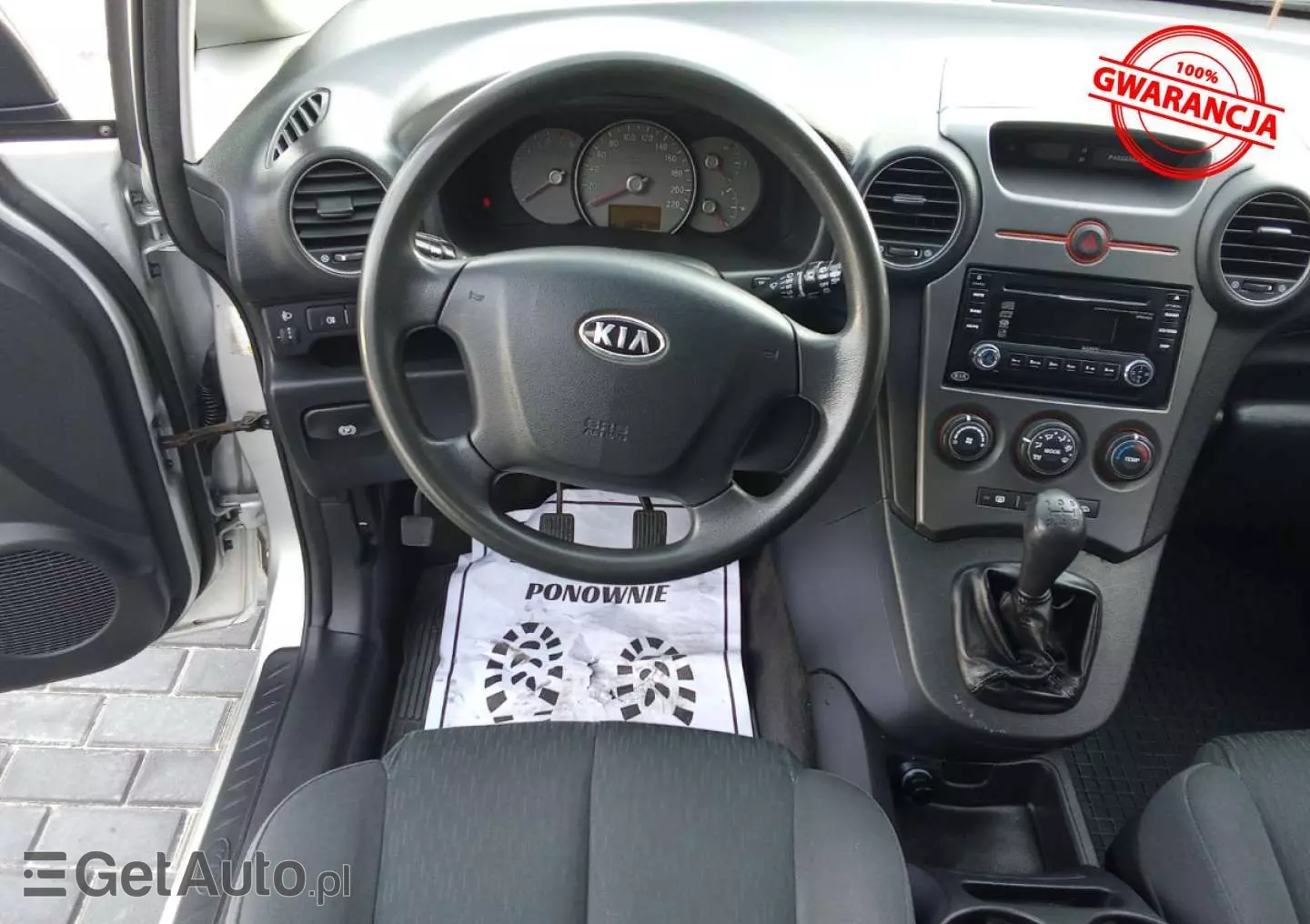 KIA Carens 