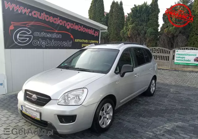 KIA Carens 