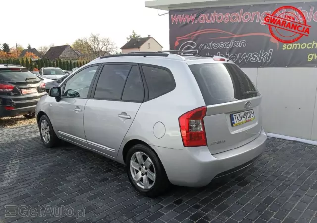 KIA Carens 