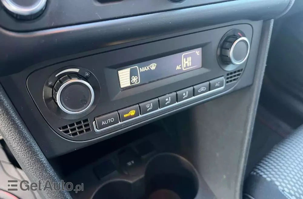 VOLKSWAGEN Polo Cross 